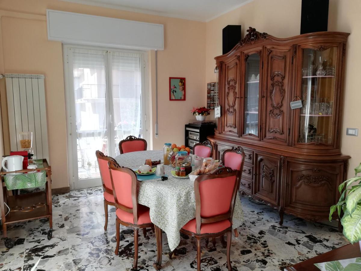 B&B Mila e Nan Borghetto Santo Spirito Esterno foto